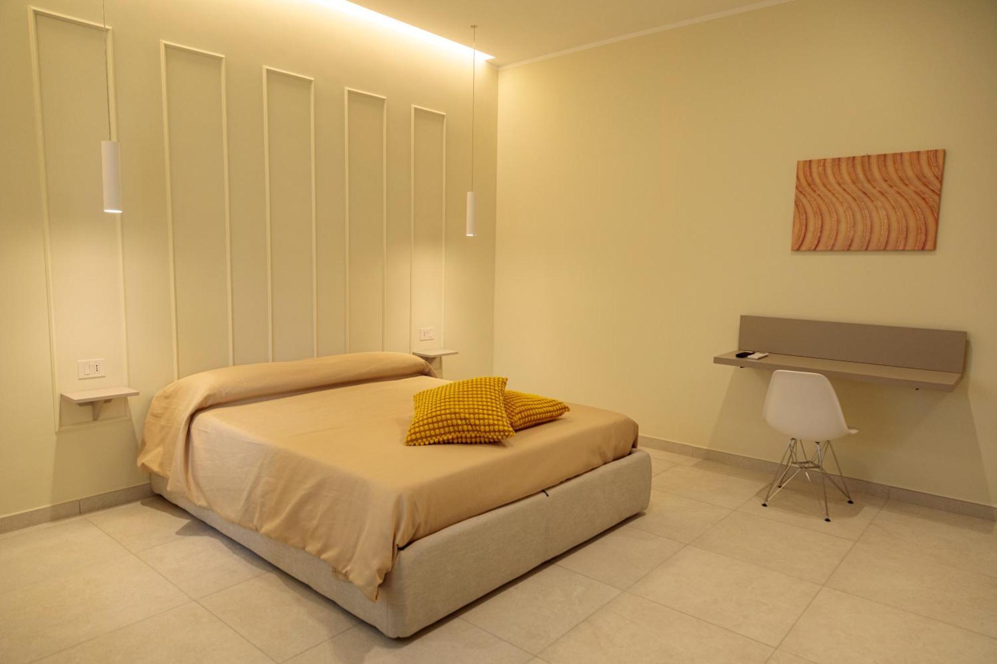 Hotel Domus Vivian à Montecorvino Pugliano Extérieur photo