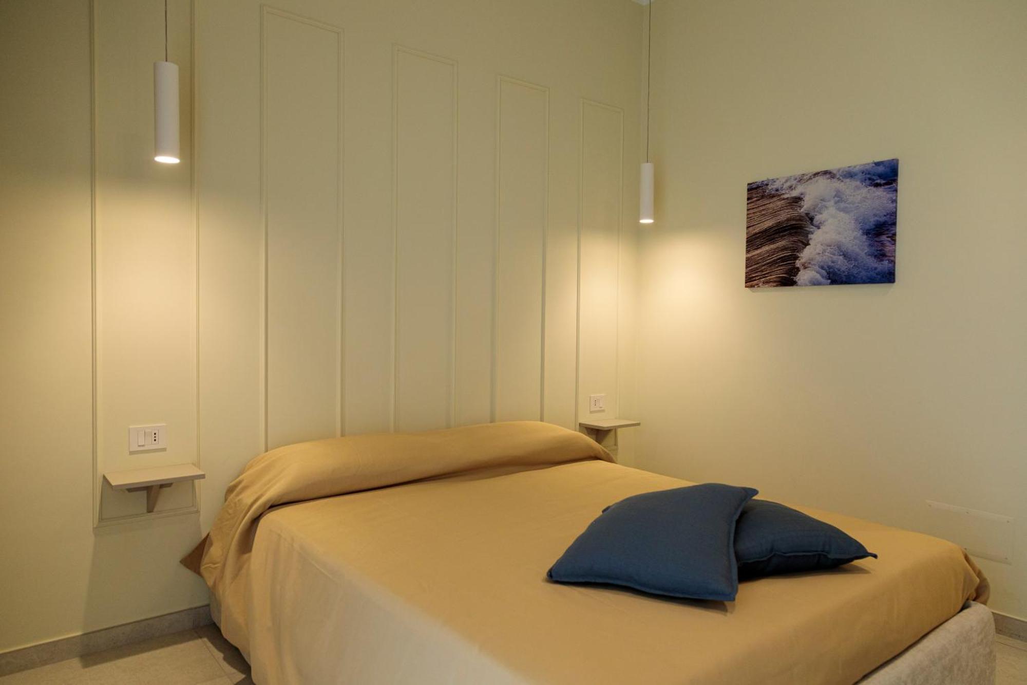 Hotel Domus Vivian à Montecorvino Pugliano Extérieur photo