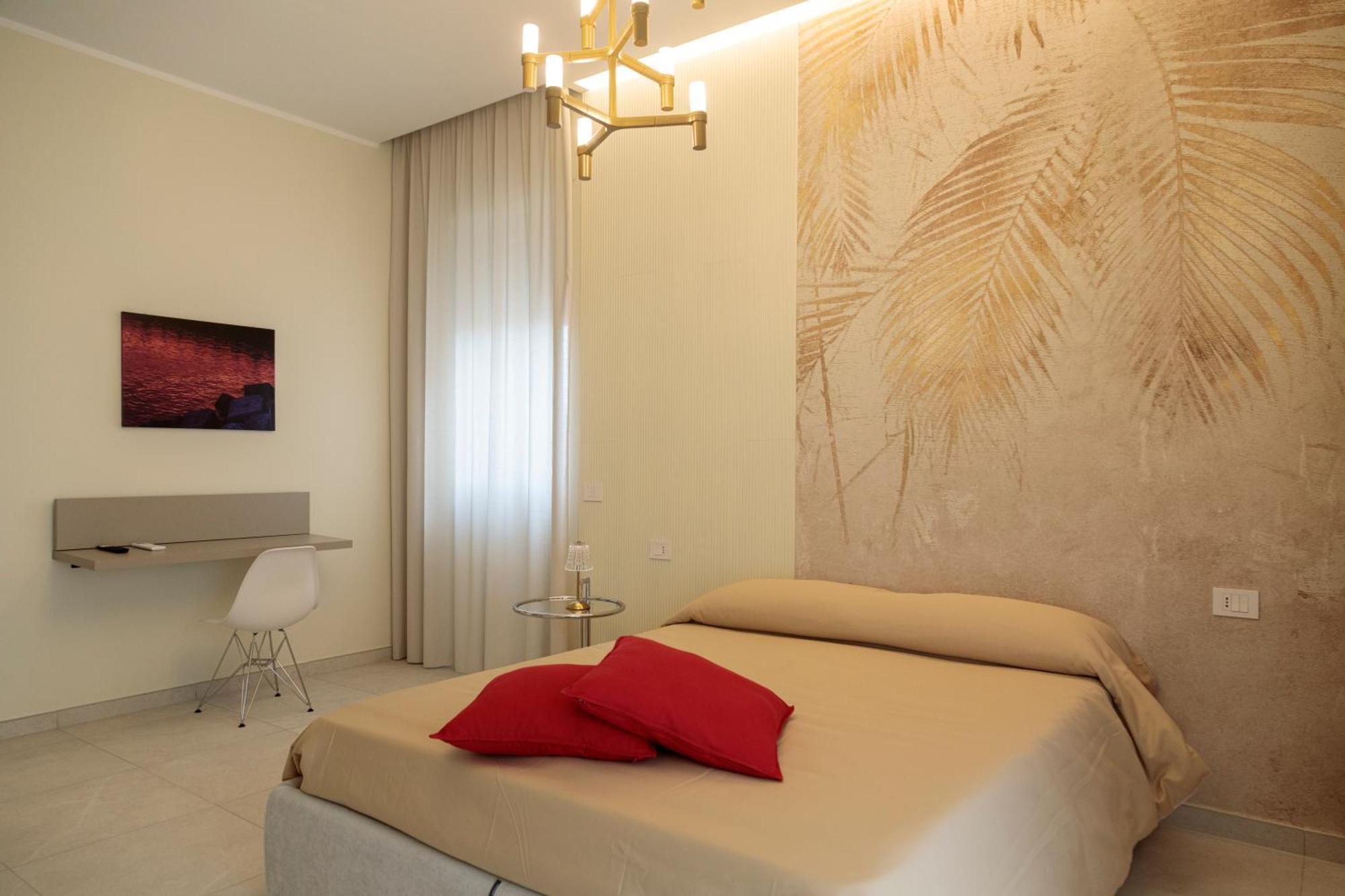 Hotel Domus Vivian à Montecorvino Pugliano Extérieur photo